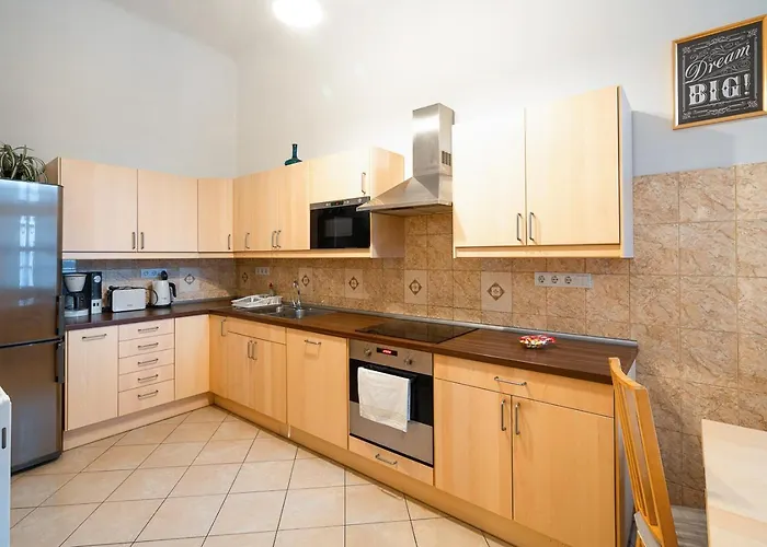 Lägenhet Beautiful Spacious Three-room Close To Buda Castle Budapest