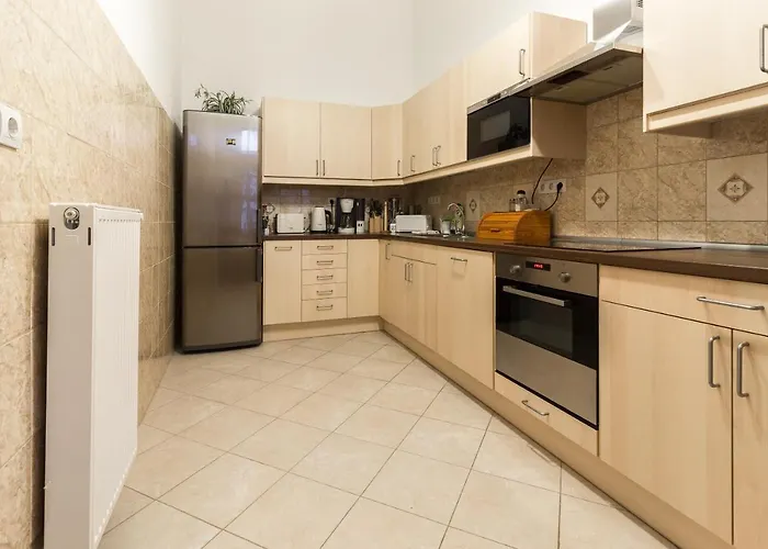 Beautiful Spacious Three-room Close To Buda Castle Апартаменты Будапешт