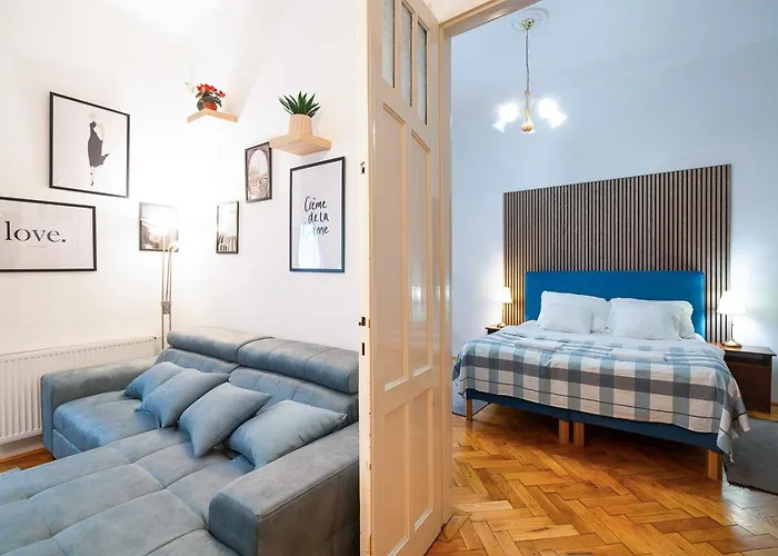 Apartament Beautiful Spacious Three-room Close To Buda Castle